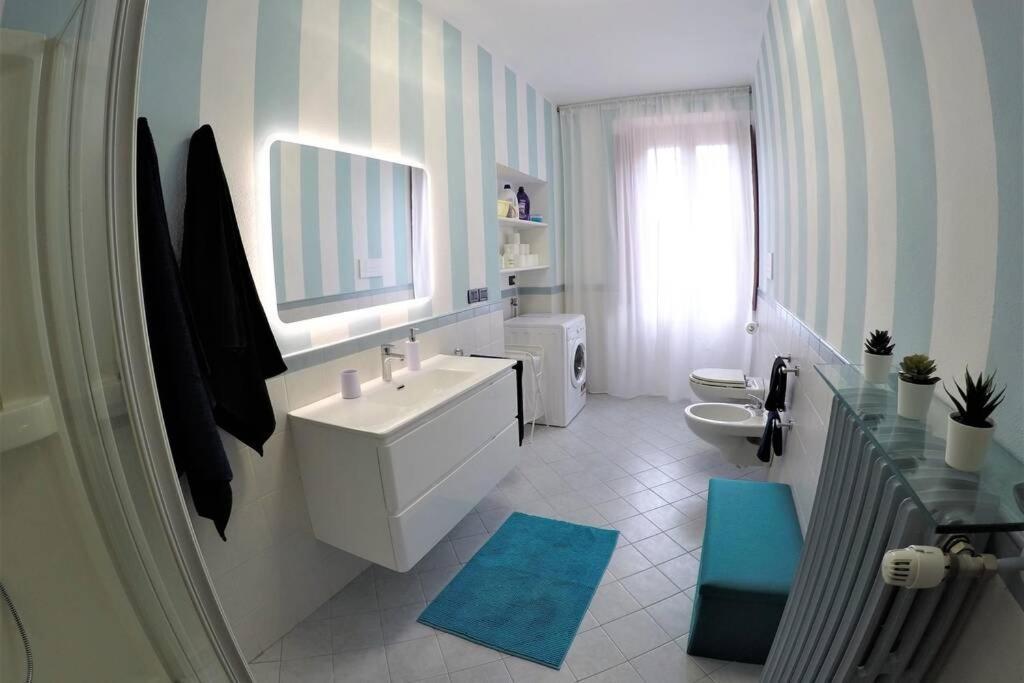 Casa Di Mirco - Ampio E Moderno Bilocale Lägenhet Castenedolo Exteriör bild