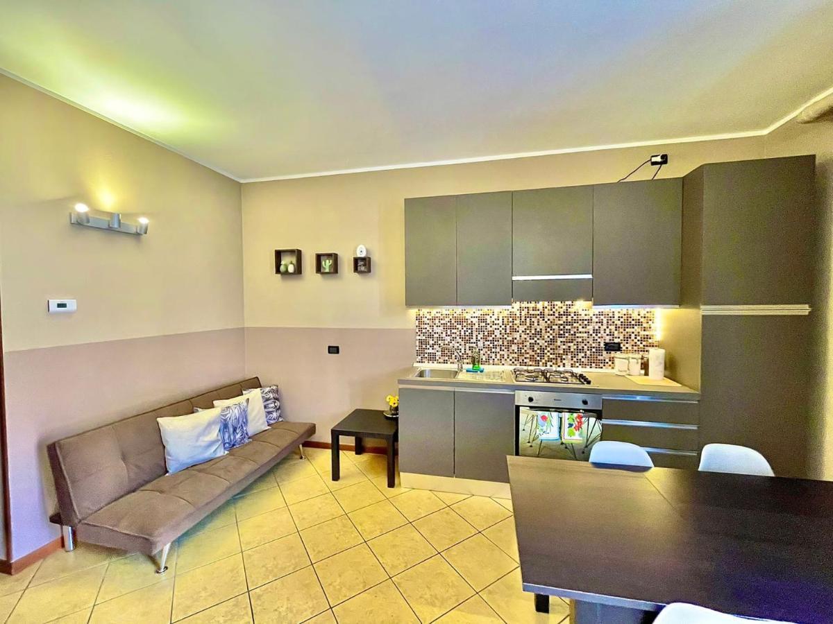 Casa Di Mirco - Ampio E Moderno Bilocale Lägenhet Castenedolo Exteriör bild