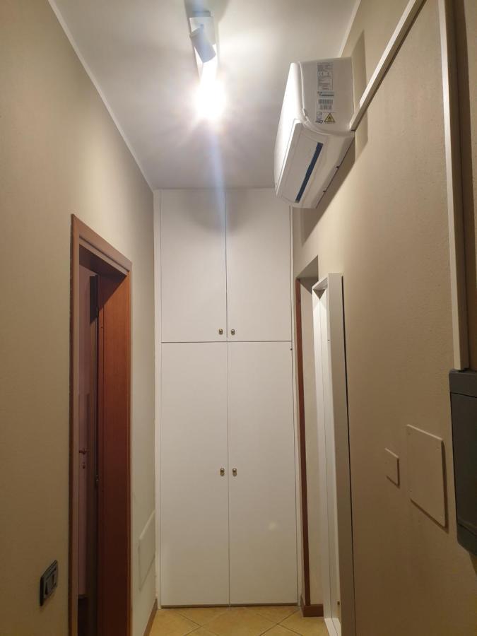 Casa Di Mirco - Ampio E Moderno Bilocale Lägenhet Castenedolo Exteriör bild